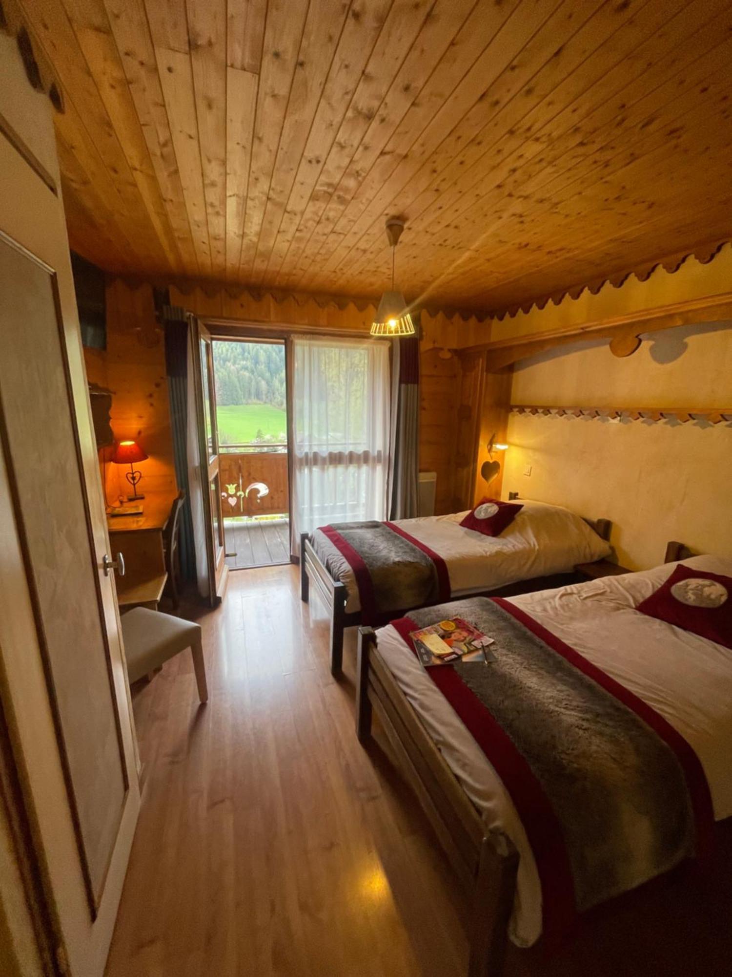 Hotel Le Ferraillon Abondance Eksteriør bilde